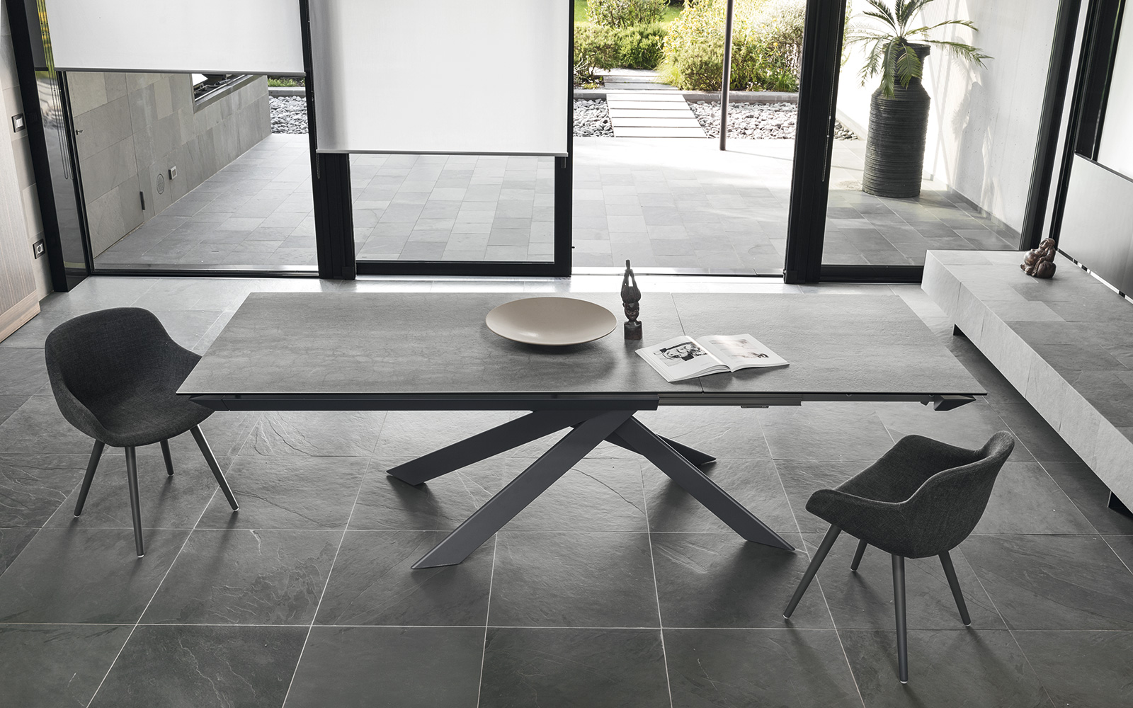 Tavolo Calligaris Eclisse ceramica vetro